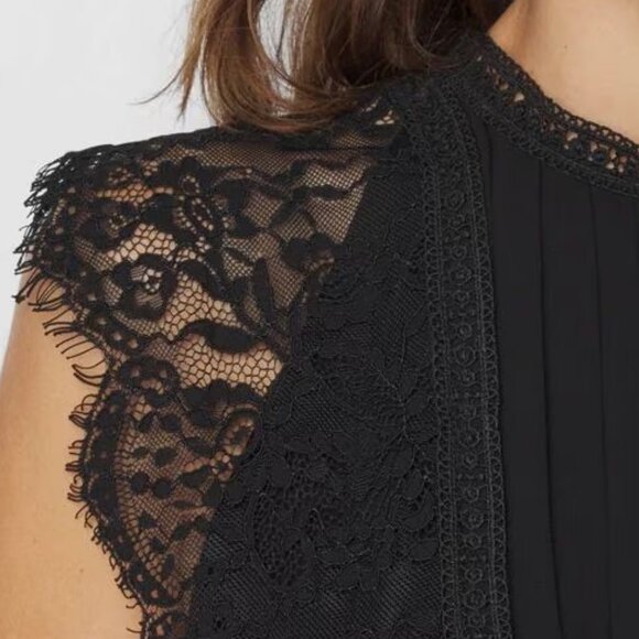 WHBM $200 Cap Sleeve Lace Detail Pleated Midi Dress Black 8 12 - Picture 10 of 11